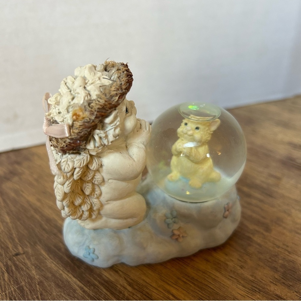 Vintage Westland Dreamsicles Snow Globe Cherub Angel & Cat Praying 90’s Figurine - Picture 2 of 8